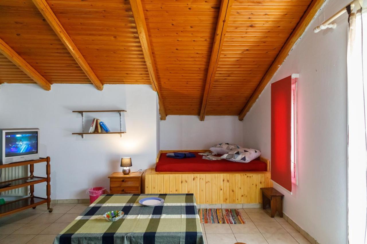 Ferienwohnung Ρήγας: Όμορφα Στο Μεσολόγγι. Δ2 Exterior foto