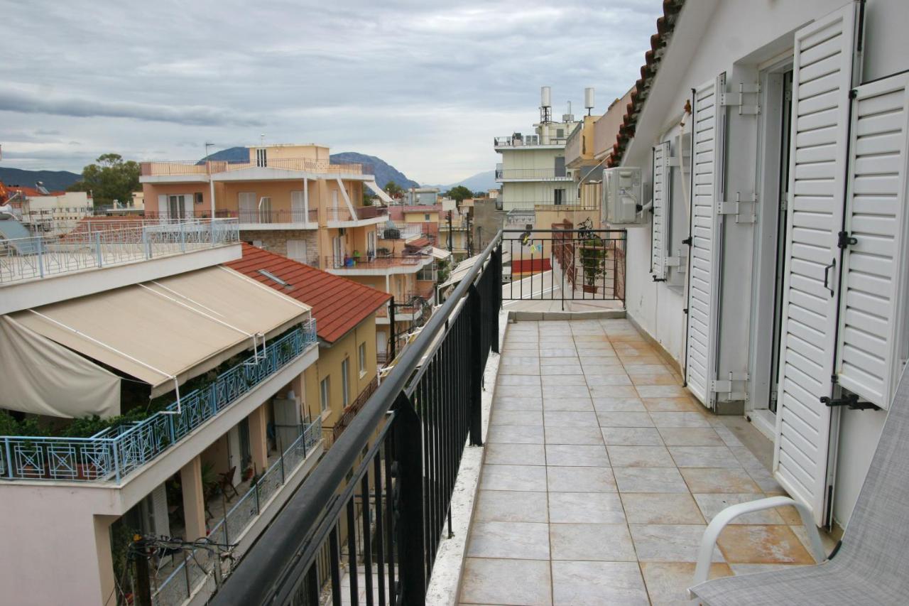 Ferienwohnung Ρήγας: Όμορφα Στο Μεσολόγγι. Δ2 Exterior foto